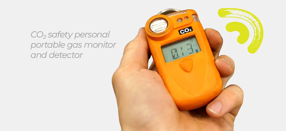 CO2 safety personal portable gas monitor and detector